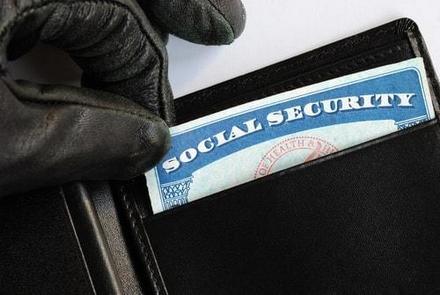 Chicago federal identity theft defense attorney